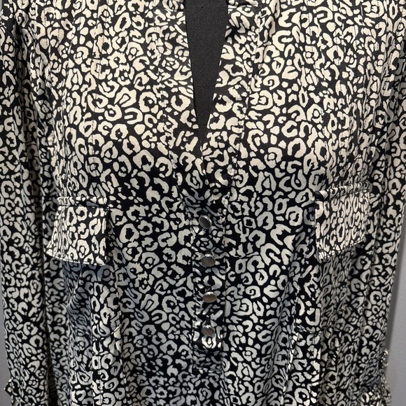 COCOMO BLACK & Tan Geometric Blouse Pintuck Pleated Pkts 3/4 Sleeves Sz3XL Flowy - Picture 2 of 11